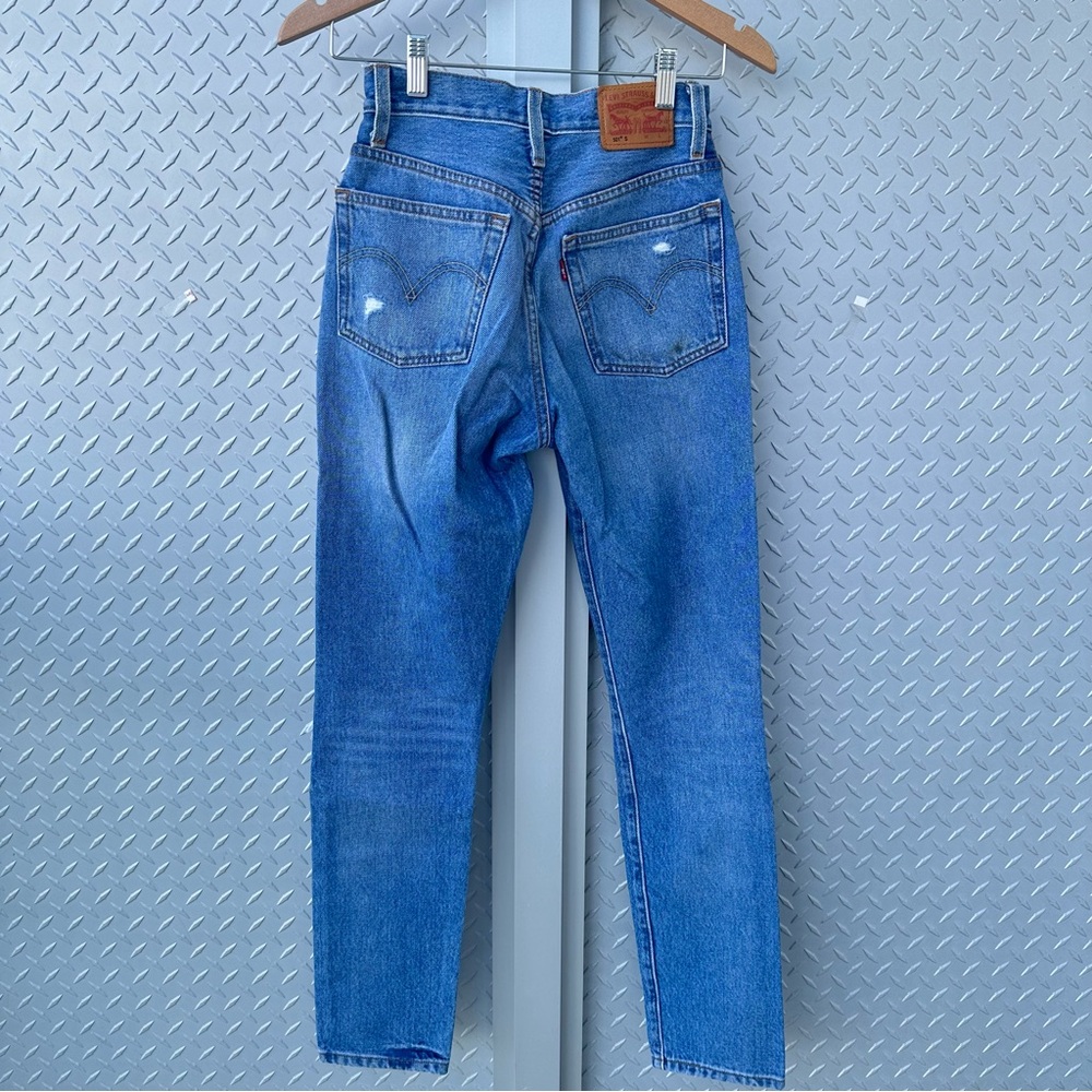 Levi’s 501 - Picture 4 of 7